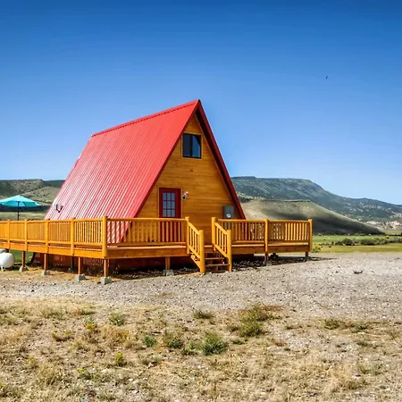 Secluded And Cozy Antimony Cabin With Fire Pit